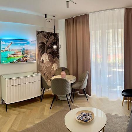 Jeny Boutique Apartment Targu Mures Luaran gambar